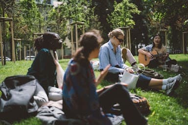 Saturday Life Group (Central)